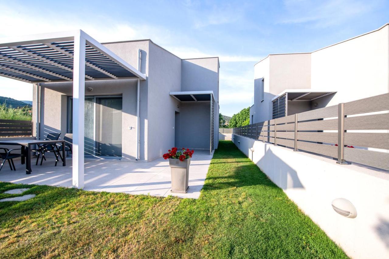 Ag Luxury Villas, Iraklitsa Nea Iraklitsa Exteriör bild
