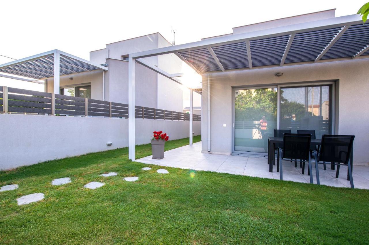 Ag Luxury Villas, Iraklitsa Nea Iraklitsa Exteriör bild