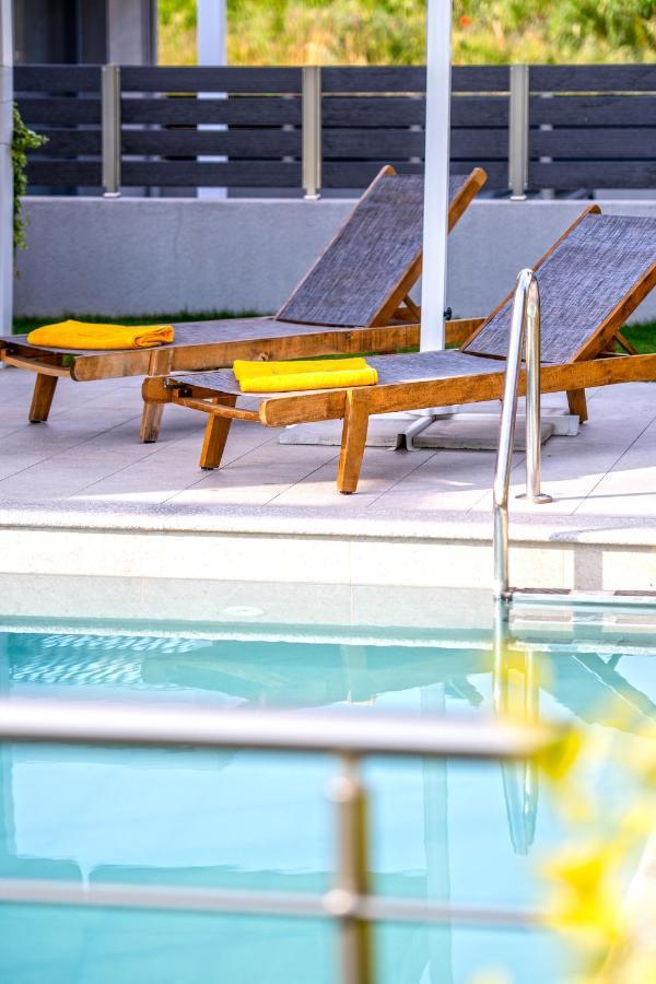 Ag Luxury Villas, Iraklitsa Nea Iraklitsa Exteriör bild